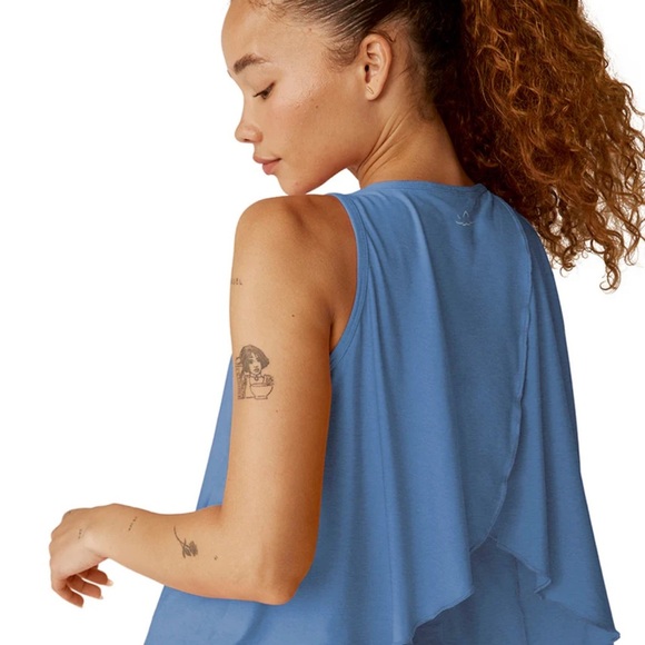 Beyond Yoga Blue Relaxed Tank Top - Picture 2 of 3